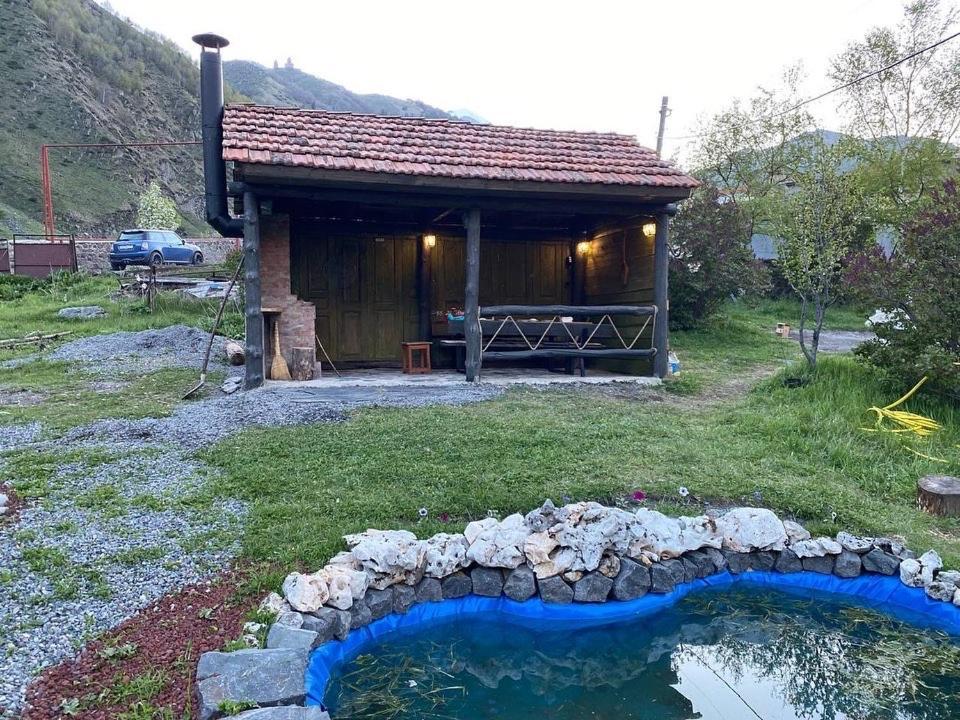 Little Wood House Gergeti Villa Stepantsminda Exterior photo
