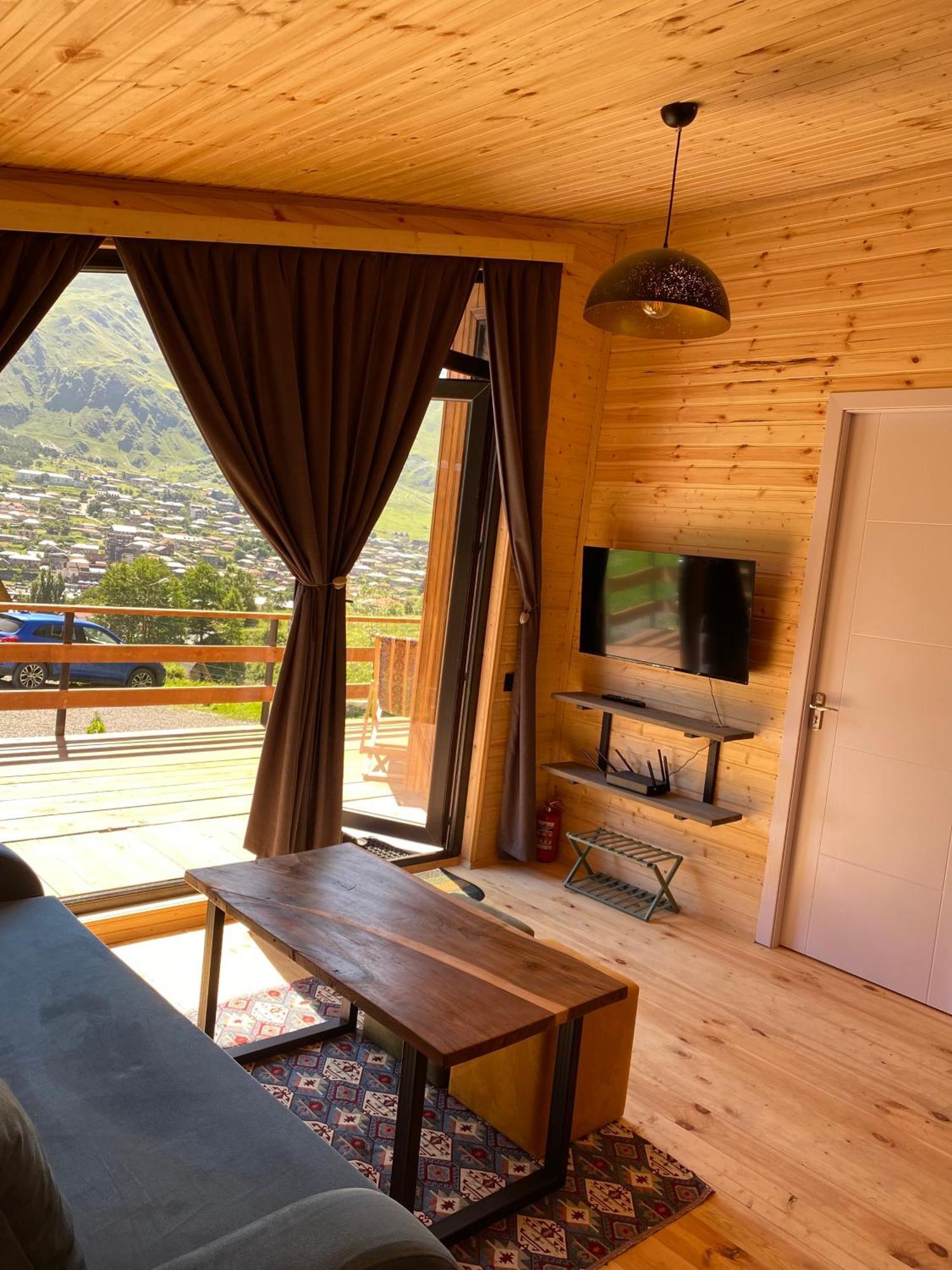 Little Wood House Gergeti Villa Stepantsminda Exterior photo